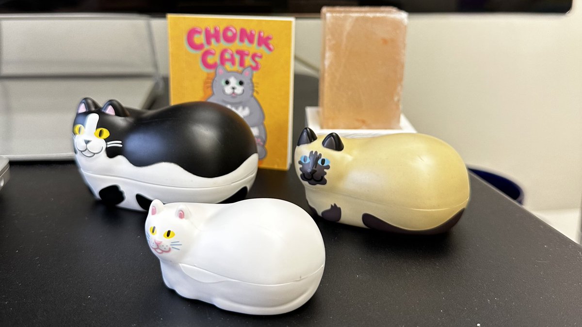 New acquisitions from the free room at <a href="/HachetteUS/">Hachette Book Group</a> Boulder office. Perfect for my work desk. 
I love when RP minis get culled from the save shelves and become available for the taking. #chonks
