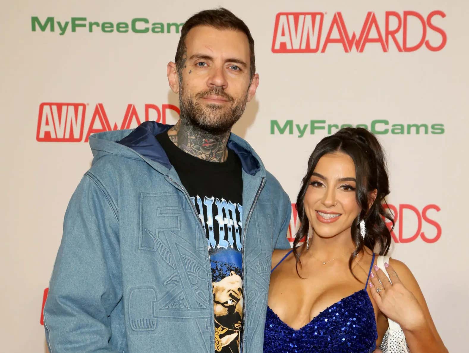 Barstool Sports on X: Progressive King Adam22 Agreed To Let His Wife Star  In A Porn With Another Man (Bonus: Pros & Cons Of Letting Your  Significant Other Do Porn) t.cokAIOvovaBi t.covXWaE6Yyvj  