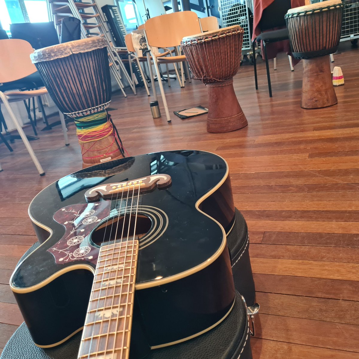 The last days were magic. I had the chance to visit Netherlands for the first time and teach in the master of music therapy at the CODARTS in Rotterdam. Thank you Carola Van 't Hof for the invitation and for this fantastic opportunity. #musictherapy