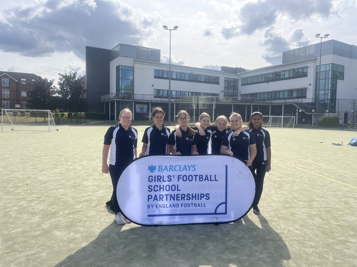 Etone PE Department tweet media