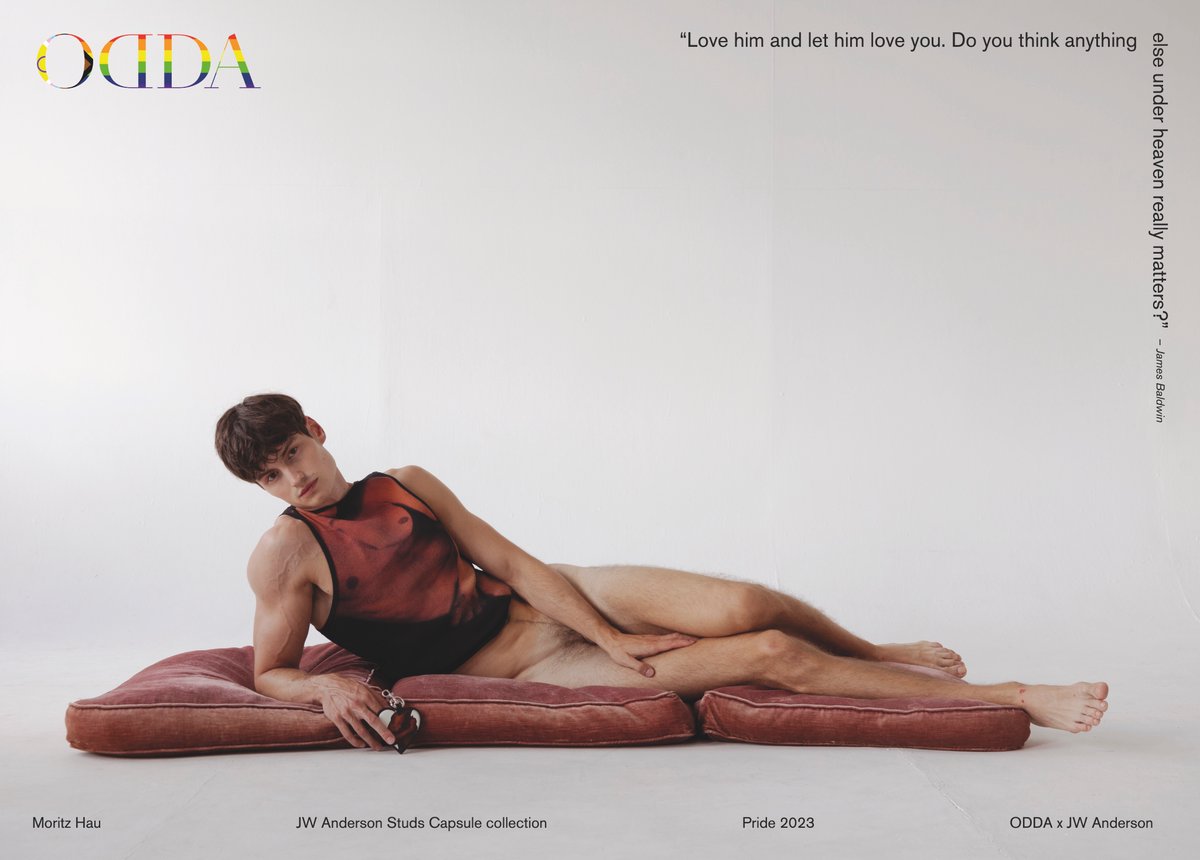 ODDAmagazine's tweet photo. To continue with ODDA x @JW_ANDERSON Series 3, we reveal three different posters featuring #MoritzHau. The posters are on sale individually and in packs of three in our e-shop.

Discover more in our e-shop:
https://t.co/3LUkU3yrOZ

#ODDAxJWAnderson #ODDApride https://t.co/qefQBnGSLe