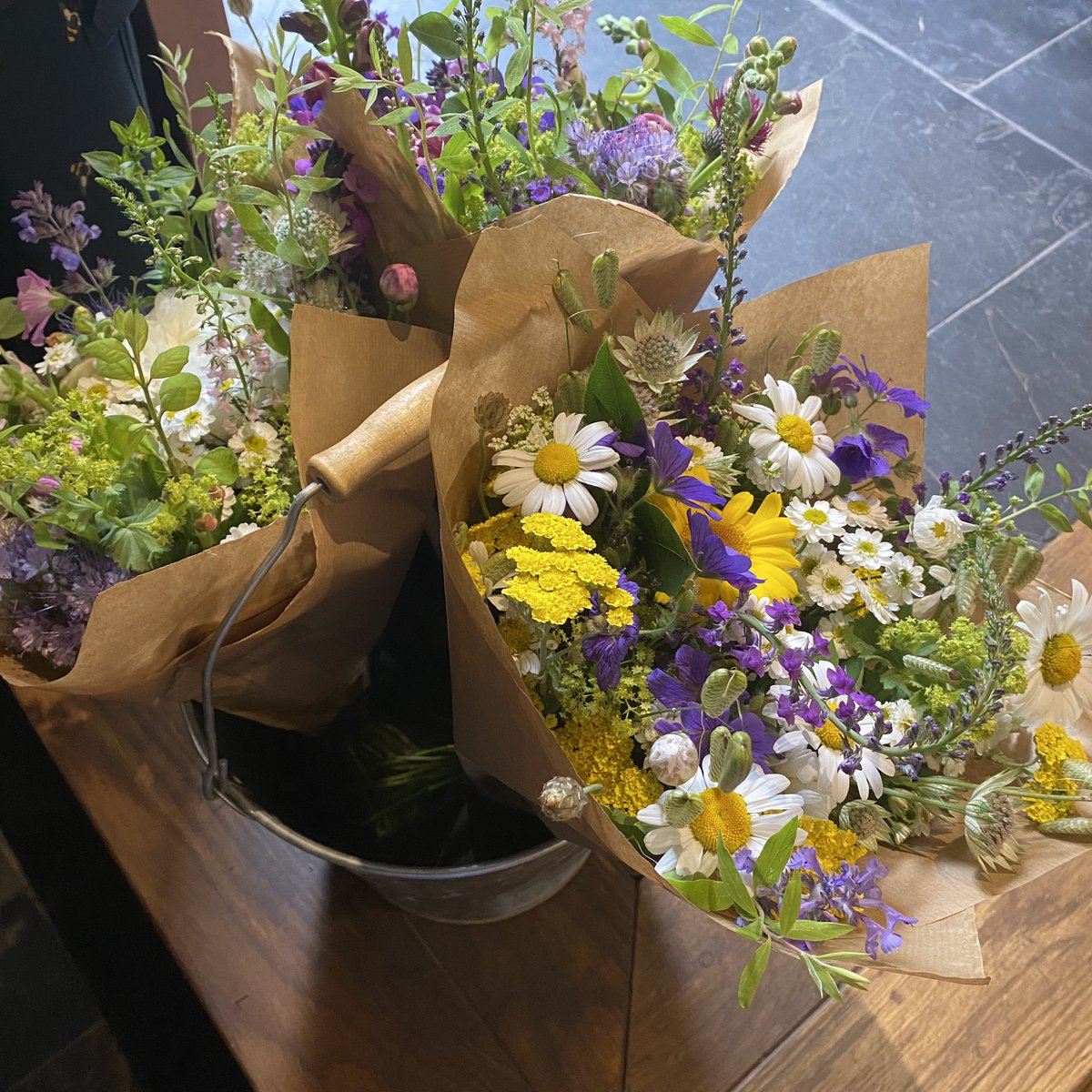 Fresh Friday flowers are back #whaleybridge #shoplocal #grownlocal #highpeak #freshflowers