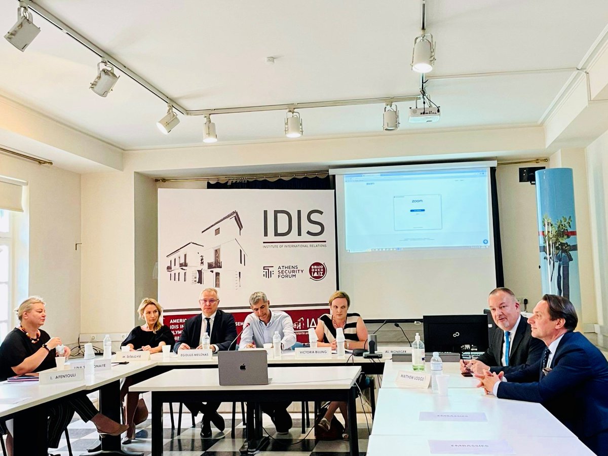 Visiting @VBillingFCDO, Director #Europe, #Mediterranean and #Western_Balkans spoke at @IDIS_IR alongside @MeilunasE @Lithuania_in_GR about #European #security and July’s #NATOSummit in #Vilnius: '74 years after its foundation, #NATO remains the bedrock of Euro-Atlantic Security'