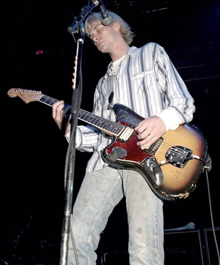 cobainarchived's tweet photo. Kurt Cobain - 1992: 📍the point theater, dublin, ir 🗓️ june 21st. https://t.co/btOveccSHr
