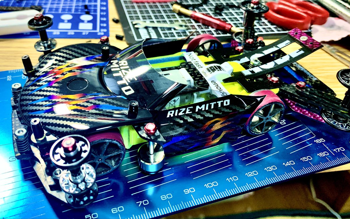 MITTO_STRC's tweet image. ニューボディー載せ替え完了✨
カムイはこれで👍
＃ミニ四駆　＃ライキリ