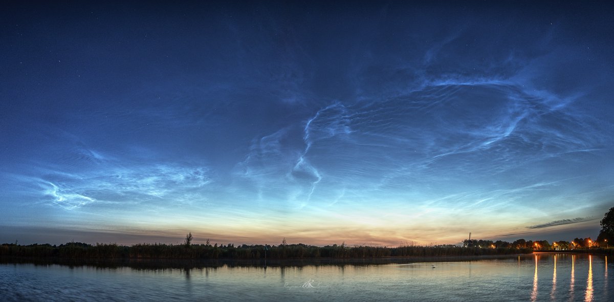 Raymond Kamstra (@kamstra_raymond) on Twitter photo Finally a Large Bright Beautiful display of #NLC #NoctilucentClouds #lichtendenachtwolken ..my first this season!
Seen this morning , June 30th 2023 from #Heerhugowaard the Netherlands.
<a href="/helgavanleur/">Helga van Leur โ</a> <a href="/BuienRadarNL/">Buienradar</a> <a href="/StormchaserNL/">Wouter van Bernebeek</a> <a href="/NLCalerts/">Noctilucent Clouds Alerts</a> #NLCnow <a href="/mrmiddendorp/">Maurice Middendorp</a> @SonyNederland Finally a Large Bright Beautiful display of #NLC #NoctilucentClouds #lichtendenachtwolken ..my first this season!
Seen this morning , June 30th 2023 from #Heerhugowaard the Netherlands.
<a href="/helgavanleur/">Helga van Leur โ</a> <a href="/BuienRadarNL/">Buienradar</a> <a href="/StormchaserNL/">Wouter van Bernebeek</a> <a href="/NLCalerts/">Noctilucent Clouds Alerts</a> #NLCnow <a href="/mrmiddendorp/">Maurice Middendorp</a> @SonyNederland