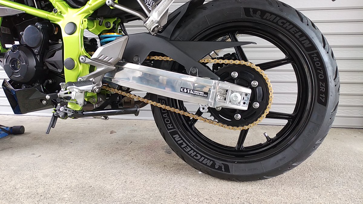 8MMスイングアームスプールスライダー For NI&NJ&A ZX4R ZX-4R 8MMスイングアームスプールスライダー For NI&NJ&A ZX4R ZX-4R
