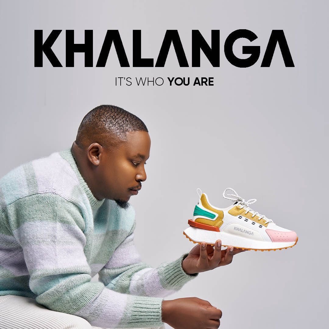 Siphiwe Moyo on Twitter "It's weird to see Africans complaining that a