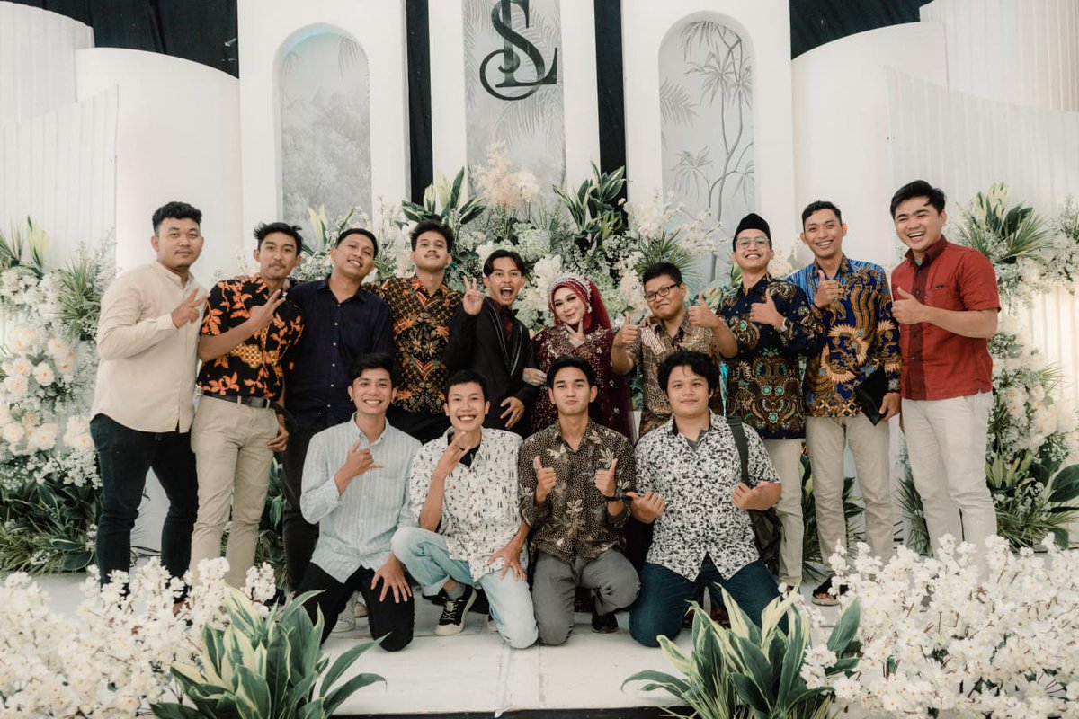 soediiiro's tweet photo. Pasukan jagain rendang.... https://t.co/QKN3Htcp8L