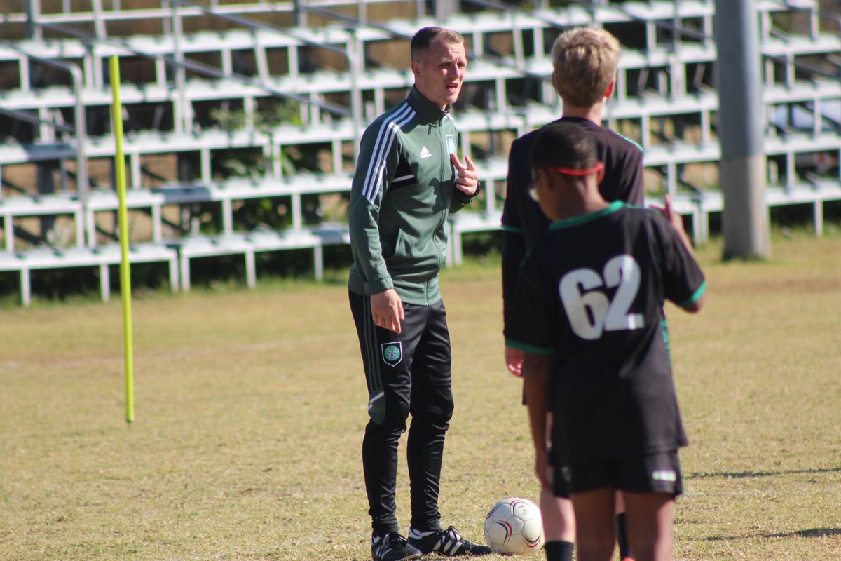 CelticSocAcad's tweet image. 🍀🇿🇦 Day 4 of an excellent week so far in Johannesburg with @transition_fc 🙌🏻

Today players focused on counter attacking all over the pitch &amp;amp; general attacking transition principles. Real improvement starting to show! 🍀

#CelticFC #TransitionFC