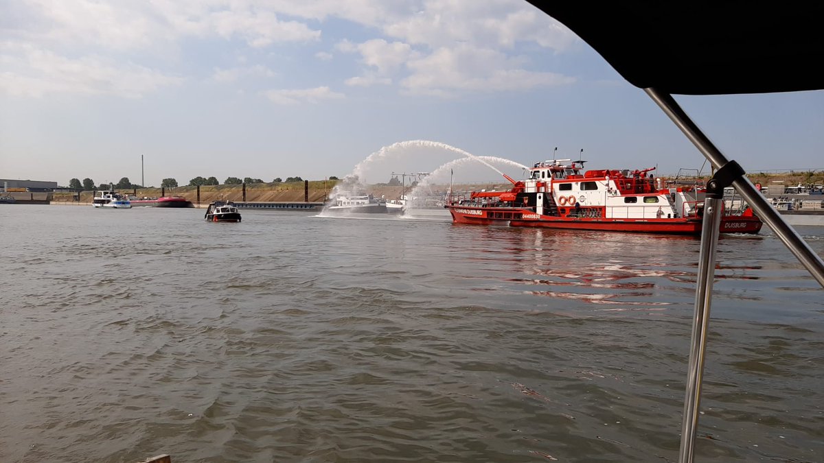 BootsSchuleInDU's tweet photo. #Marina #Duisburg #Rhein #Ruhr #Ruhrgebiet #Niederrhein #RYC #Ruhrort #RuhrorterYachtClub https://t.co/rYtpo2eYnq