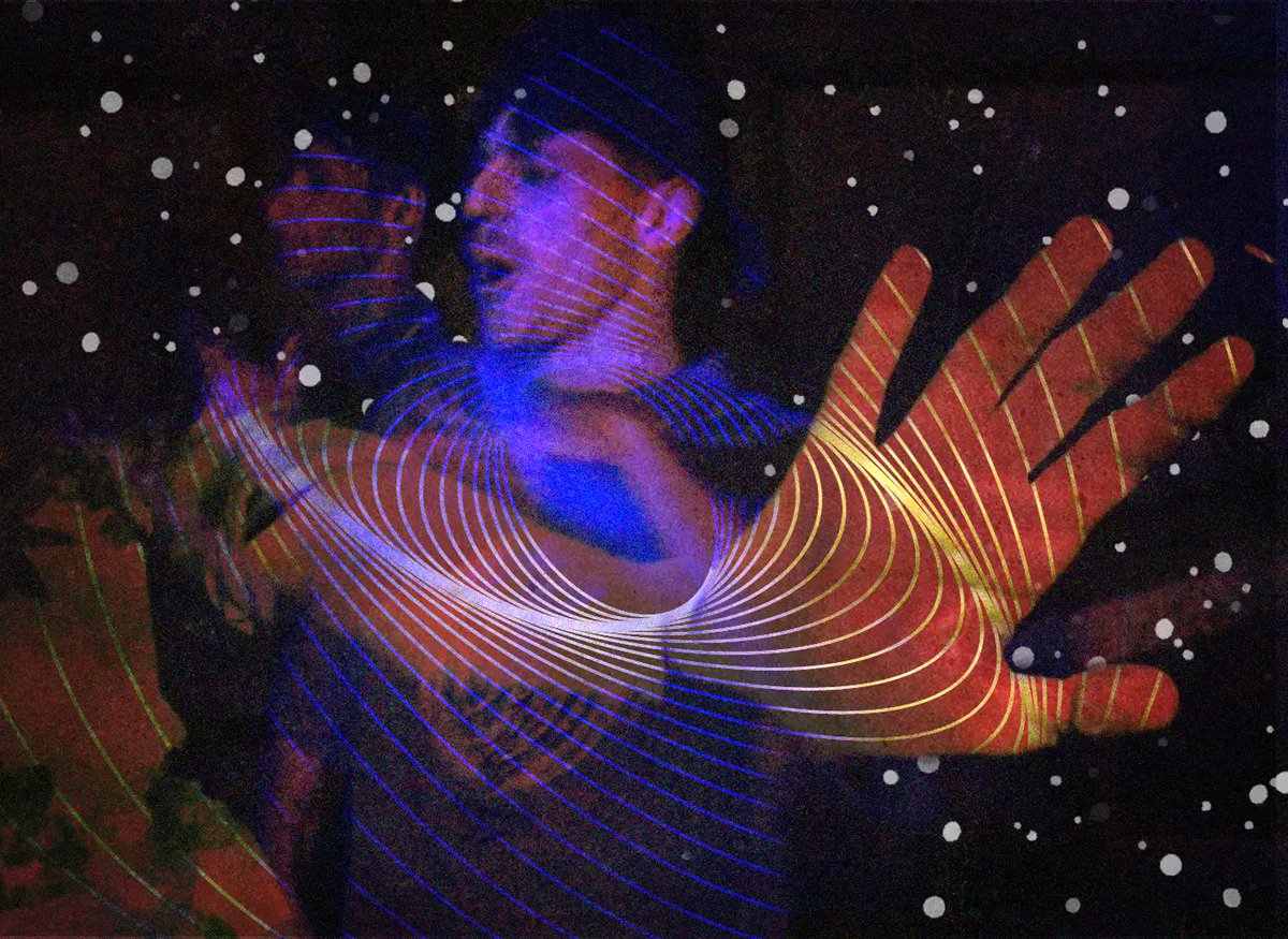 Sigue en cines seleccionados H, película de Carlos Pardo Ros imaginando unos Sanfermines fantasmales:

🗣️"Una de las propuestas más estimulantes del año en el cine español". 

✍️<a href="/artena_/">Artena</a>

🔗cineconn.es/h-pelicula-cri…