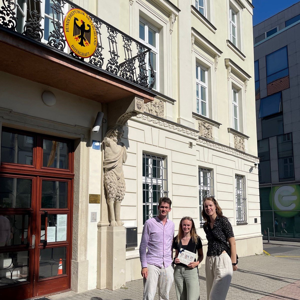 Deutsche Botschaft Pressburg tweet media