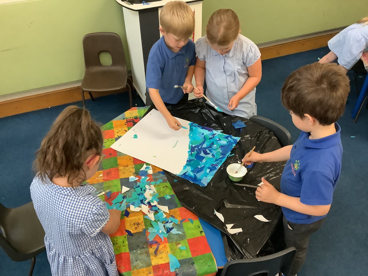 NPSMrPusharski's tweet photo. Early stages of our Art Day creations. The technique we are using is collage. #NPSArt https://t.co/ddDmEu6GFu