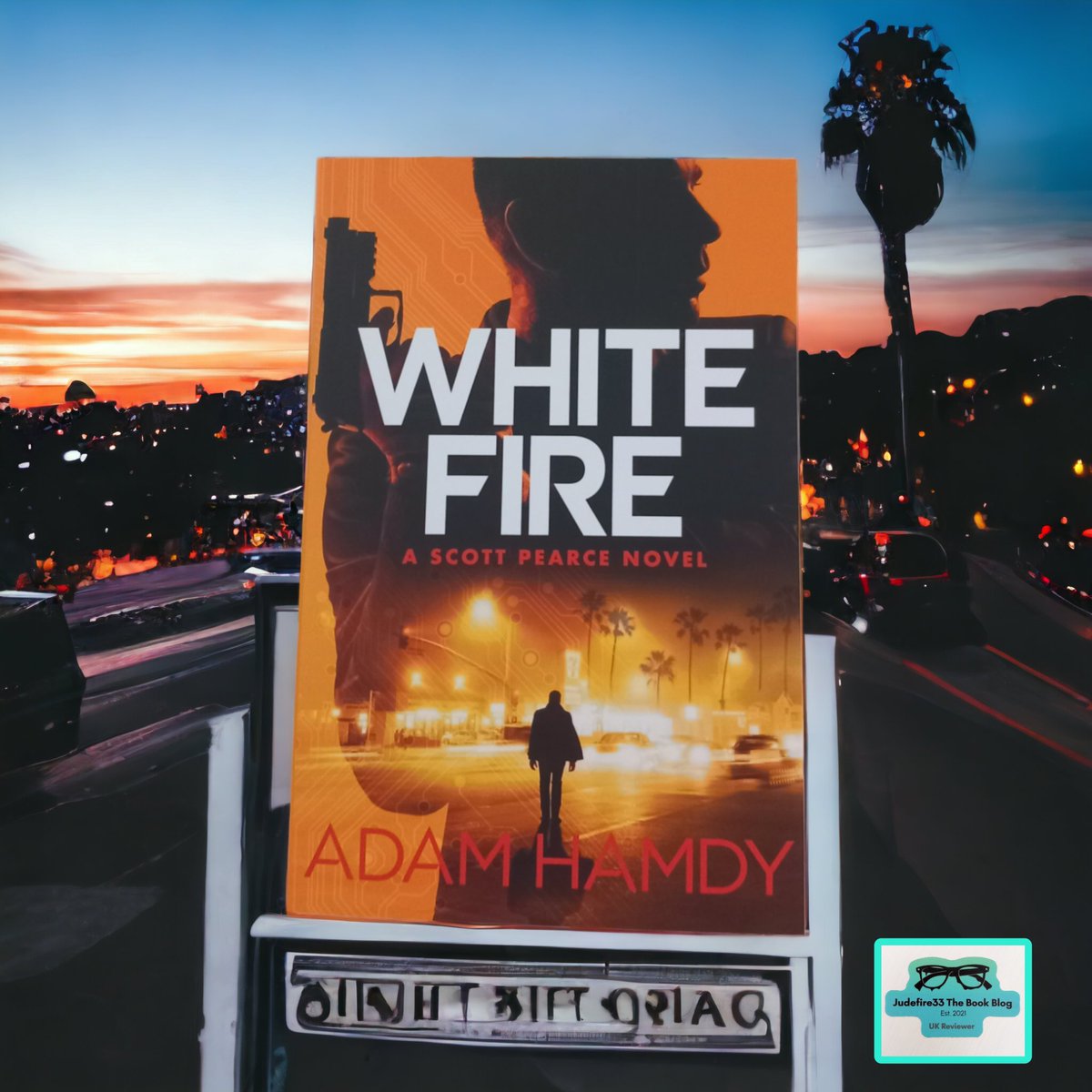 judefire33's tweet image. Early #Bookmail today! Thank you too @rosiefriisreads @panmacmillan for kindly sending me a copy of #WhiteFire by @adamhamdy #book3 in the #ScottPearce #series #SoGrateful #Booktwitter #BookBlogger #BookReviewer #Judefire33 ❤️🙏🏻❤️