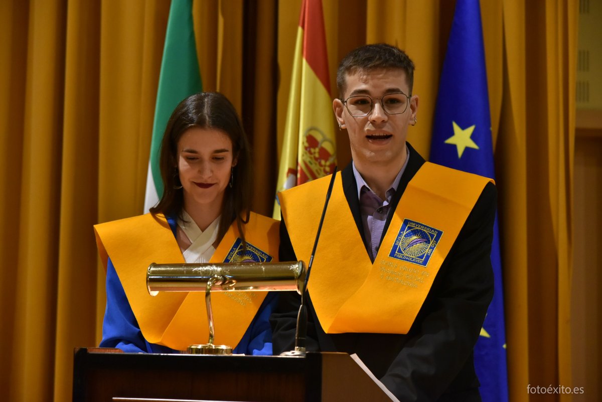 pablodeolavide's tweet photo. ¡Enhorabuena a la promoción 2018- 2023 del Doble Grado en Sociología y Trabajo Social por vuestra graduación! 🎓Que este feliz día sea sólo el comienzo de un futuro brillante y exitoso. ¡Os deseamos lo mejor en la nueva etapa que ahora iniciáis! 🎉
#egresadosUPO https://t.co/hQxmLNrgQb