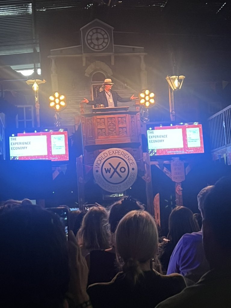 Immersiveperf's tweet image. WXO summit has been an incredible crucible of insight, creativity and connection. I am so excited to get started on following up on the astonishing amount of exciting discussions! @WXOrganization @ImmersiveExpNet @artsatbham @EDACS_UoB @BirminghamDrama