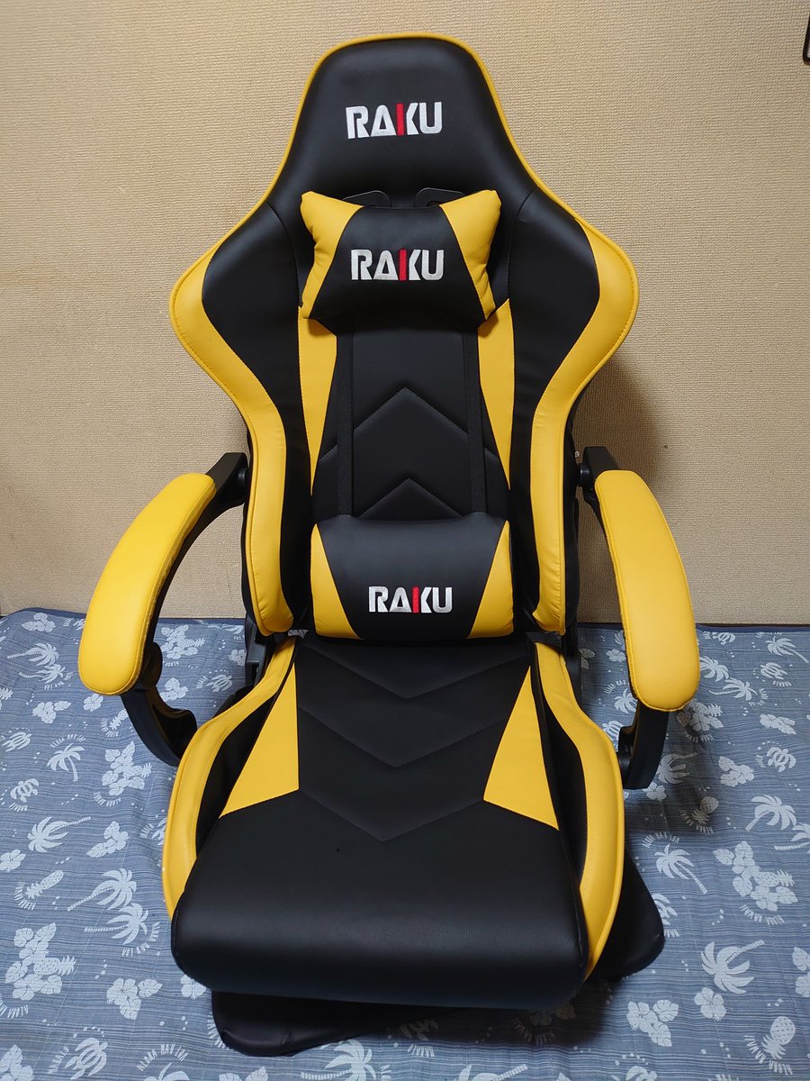 hussey_01's tweet image. 買っちゃった〜！
＃ゲーミング ＃ゲーミング座椅子 ＃RAKU