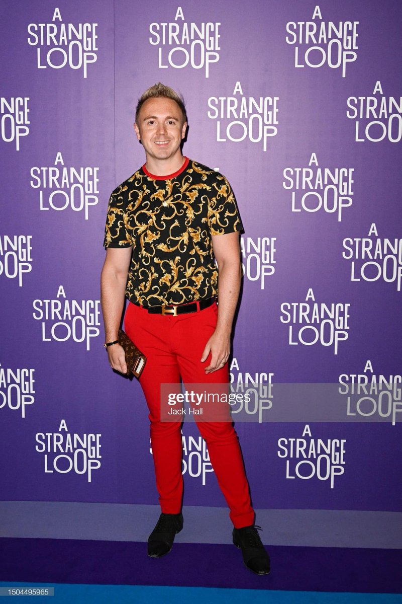 johngalea's tweet image. 🎭 At last nights press gala night of @StrangeLoopLDN #strangeloop #johngalea #galea #mrpianoman