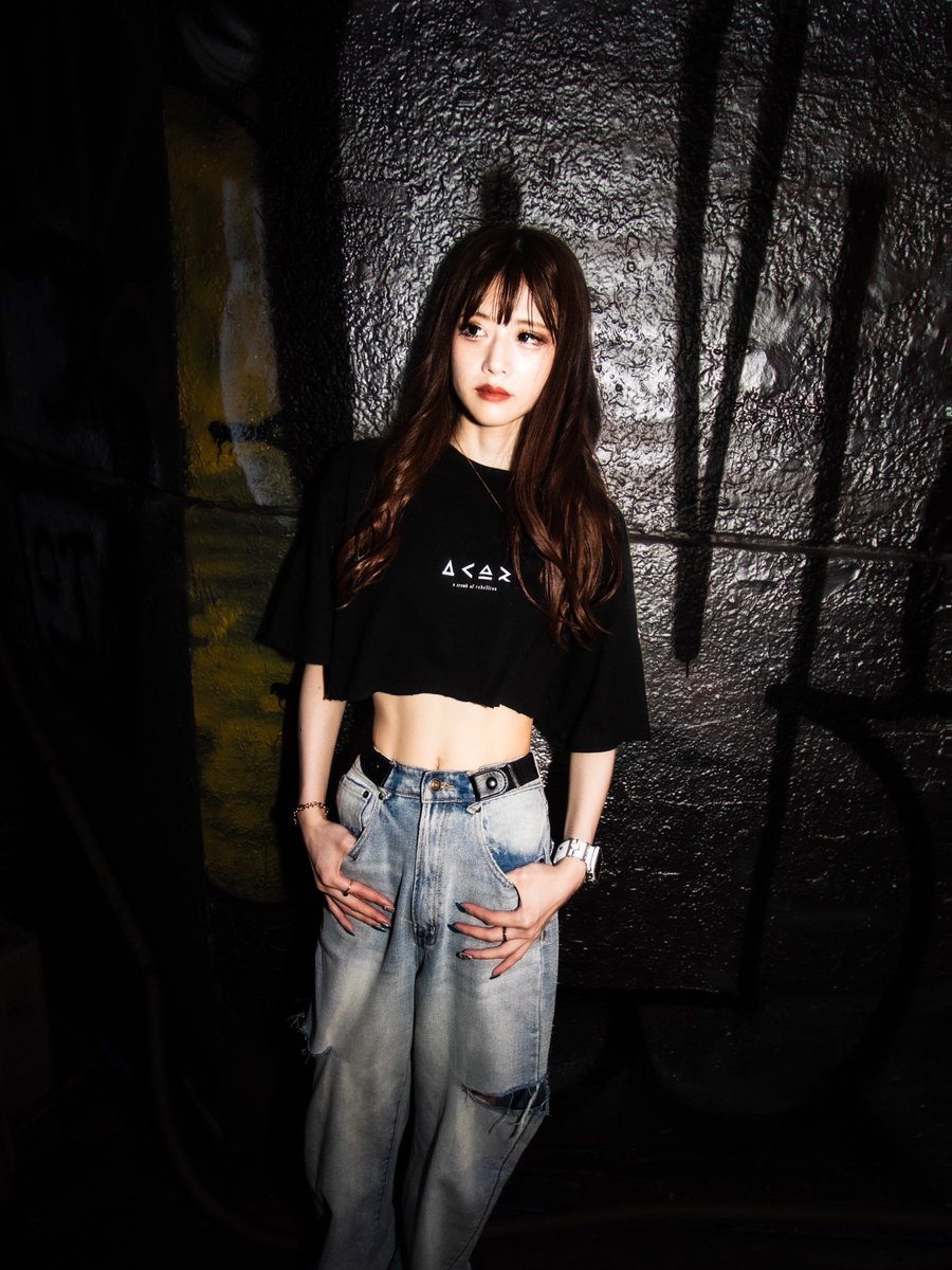M_ai_jp's tweet photo. acor T-SHIRT 

color: black
size: L
cut off remake 

photo by: @Kaiya_14 

#acor 
#acrowdofrebellion https://t.co/AZtVbv9Sh8