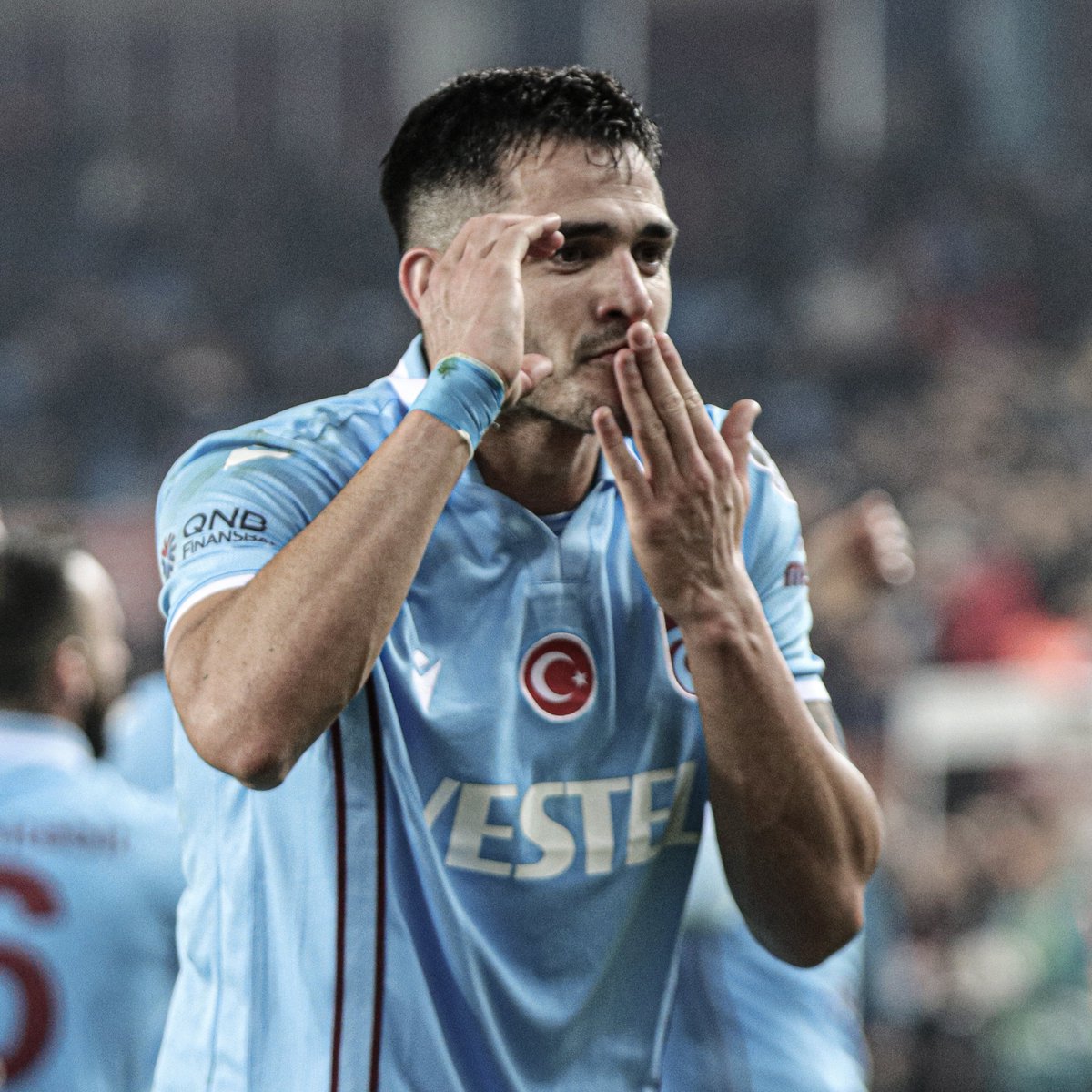 Trabzonsporlu oyuncuların ulaştığı en yüksek piyasa değeri: 

▪️Maxı Gomez: 40 milyon €
▪️Marc Bartra: 22 milyon €
▪️Uğurcan Çakır: 19 milyon € 
▪️Abdülkadir Ömür: 15 milyon €
▪️Edin Visca: 13 milyon €