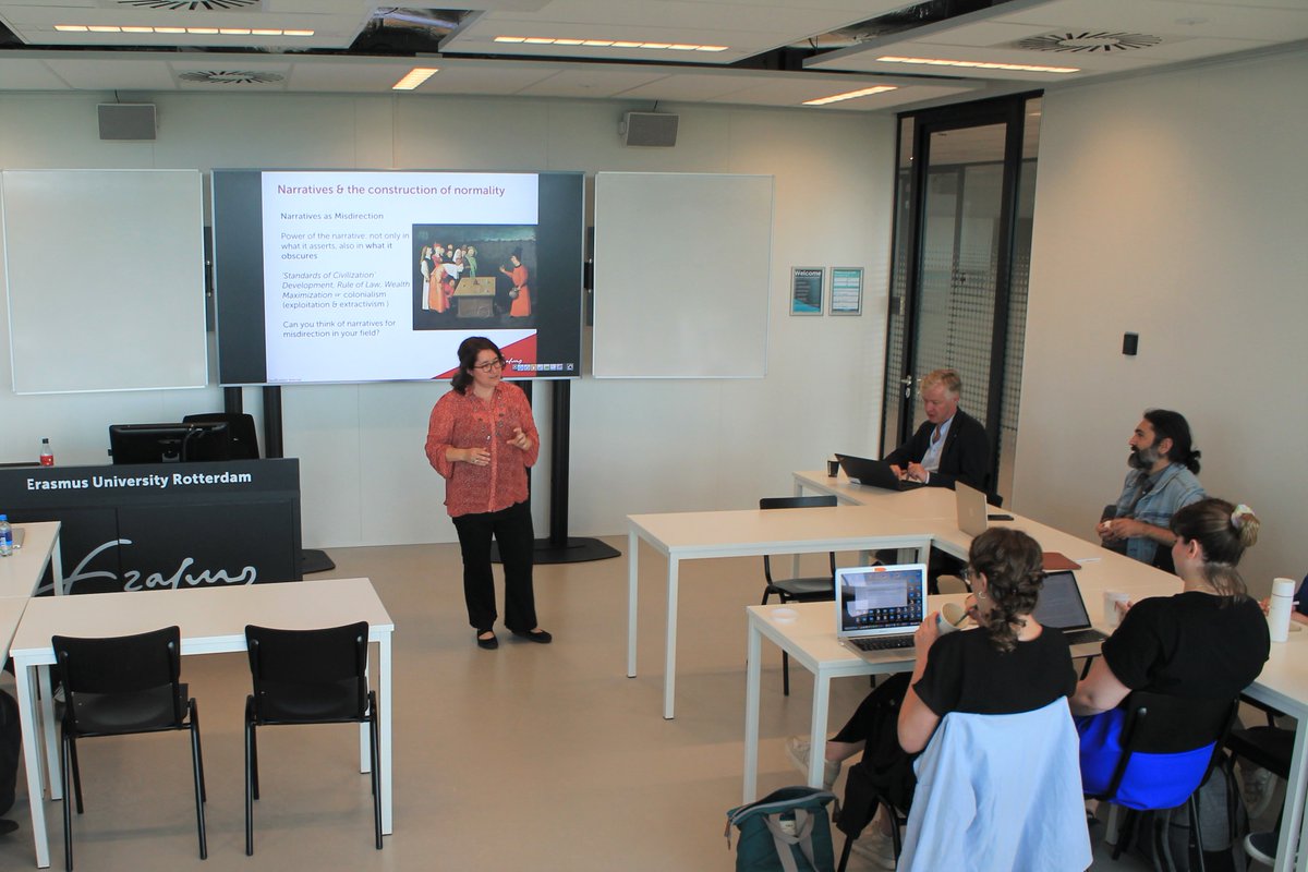 LPE_Europe's tweet photo. The masterclasses targeted key topics like constitutions, histories of LPE, IL and PE, racial capitalism, the energy transition, and green finance. We are deeply grateful to Marco Goldoni @PoulFKjaer @ntinatzouvala @admutua @ArcuriAa and @JavierSolana8 for their amazing work. https://t.co/5zRkoYTdft