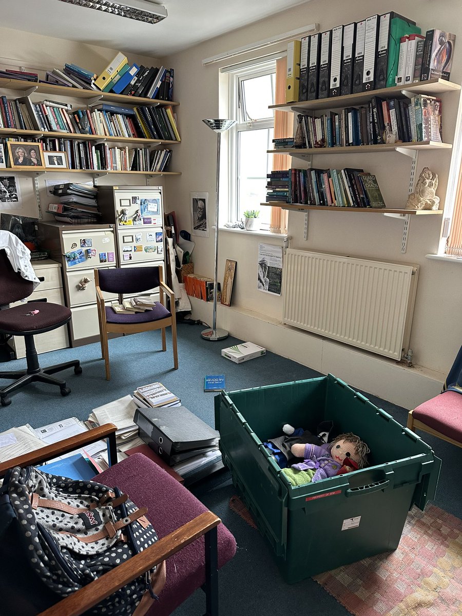 Feeling nostalgic and sad as I pack up my office after 20 odd years in it. GoodbyeHarcourt Hill, hello Headington I suppose. 😢