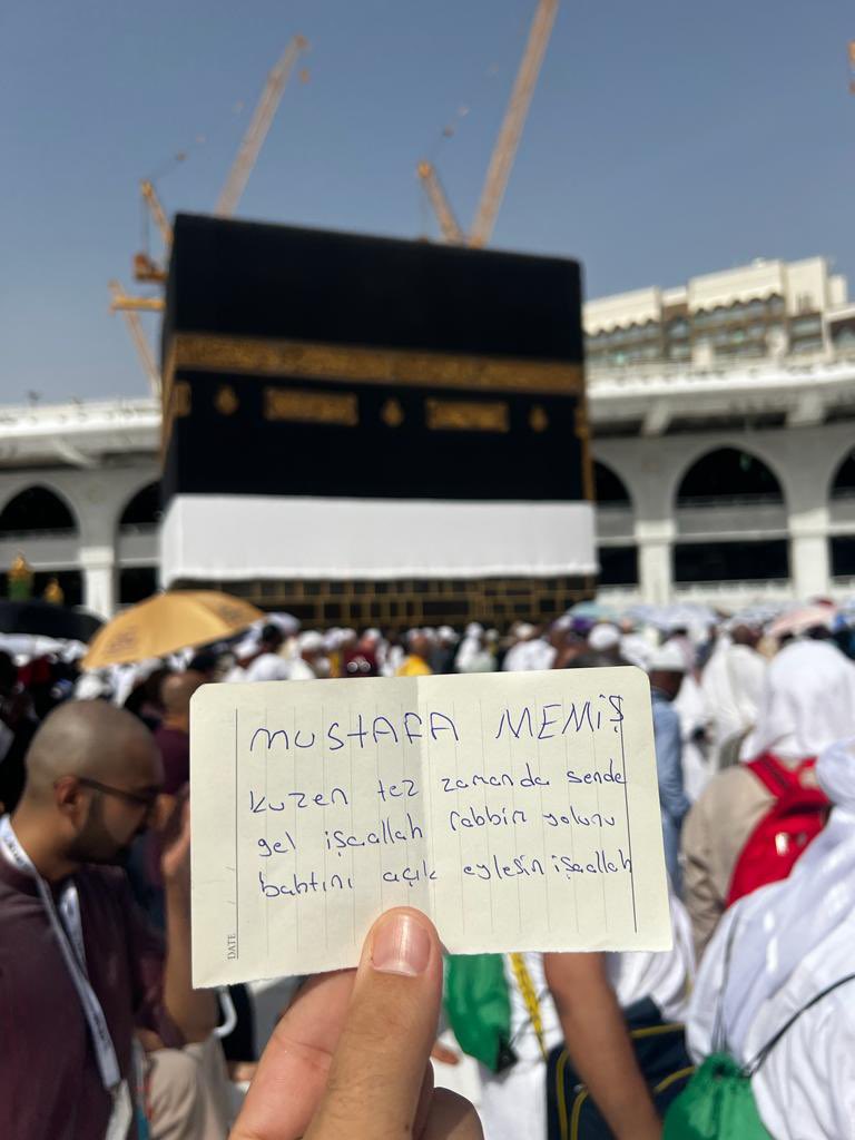baymustii's tweet photo. Çok amin 🤲🏼 
hayırlı cumalar 😇 https://t.co/UGyK5pQQs9