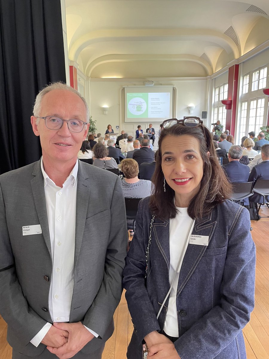 FFIE_fr's tweet photo. @IGNES_FR 👉table ronde « regard croisé des Présidents » intervention de Pascal Toggenburger Président @FFIE_fr sur les #marches #résidentiel #IRVE #PV Systèmes inter opérables ✅ simple ✅ efficace ✅ @PRifaux @CFalguieres https://t.co/JMV965YVCz