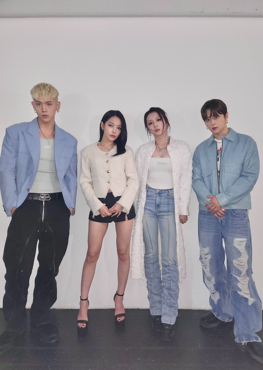 [#KARD]
230629 - 230630 KBEE 2023 Frankfurt 📷

#KARD #카드
#KBEE2023