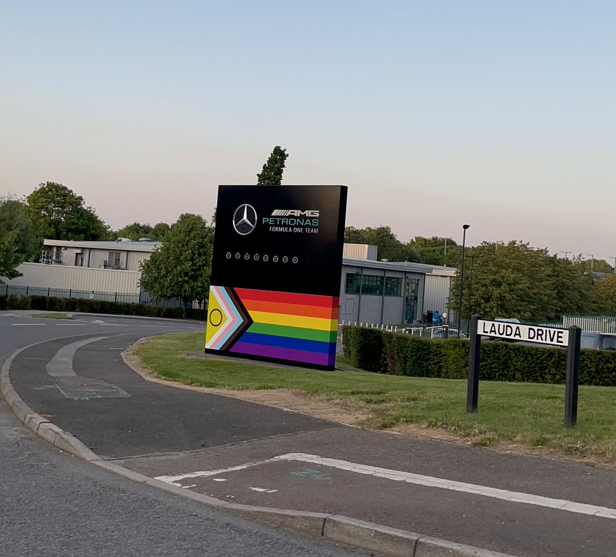 Women Behind the Wheel (@wbtwdoc) on Twitter photo I hope everyone has had a Happy Pride Month 🏳️🌈🏳️⚧️
It has been great to see more and more F1 teams getting involved in Pride Month, especially thanks to <a href="/RacingPrideHQ/">Racing Pride</a> ❤️
There’s still a long way to go, but it is good seeing the progress. I hope everyone has had a Happy Pride Month 🏳️🌈🏳️⚧️
It has been great to see more and more F1 teams getting involved in Pride Month, especially thanks to <a href="/RacingPrideHQ/">Racing Pride</a> ❤️
There’s still a long way to go, but it is good seeing the progress.