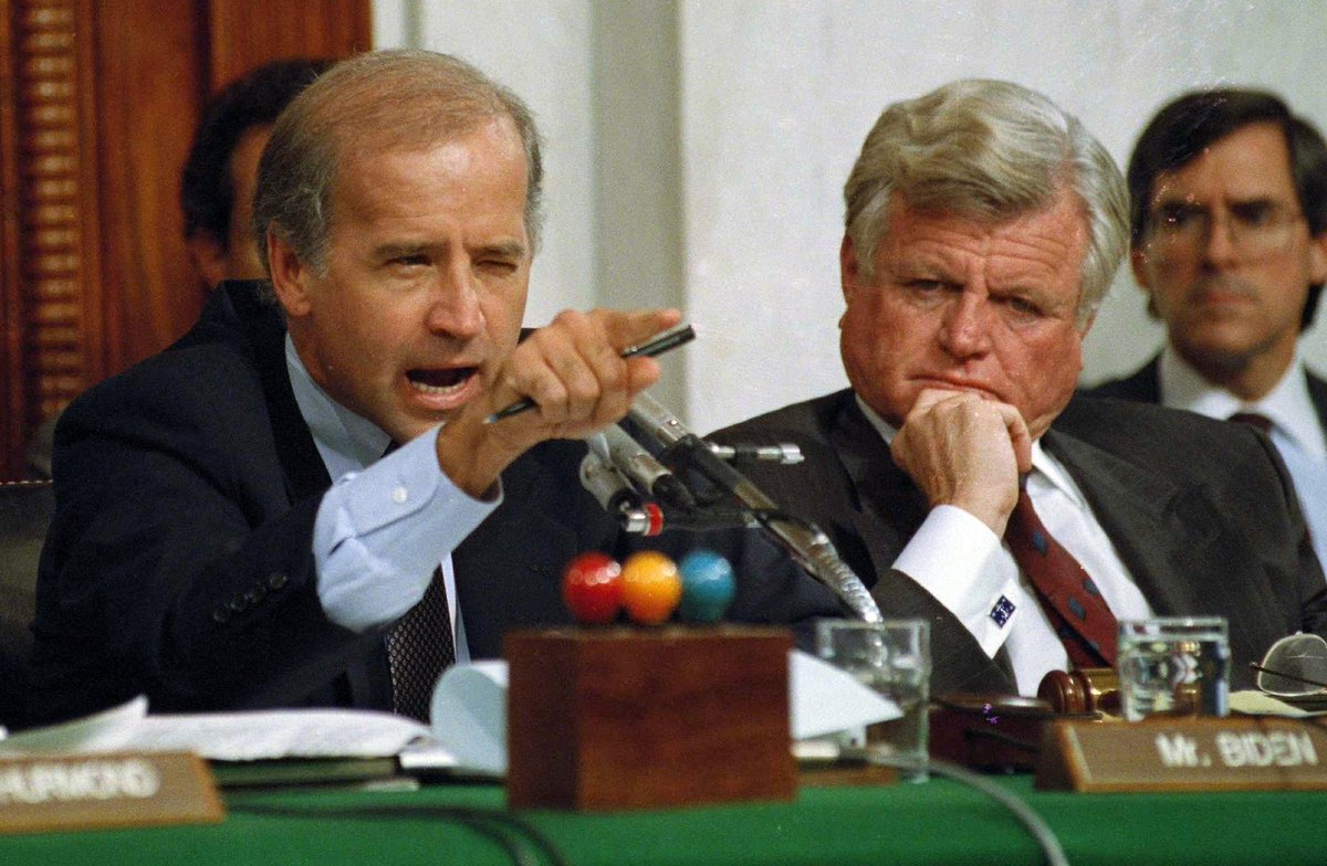 josephgilleland's tweet photo. @TerriGreenUSA I remember a time when Democrats tried to keep #JusticeThomas off the court. #HighTechLynching https://t.co/lu2hdzrh6g
