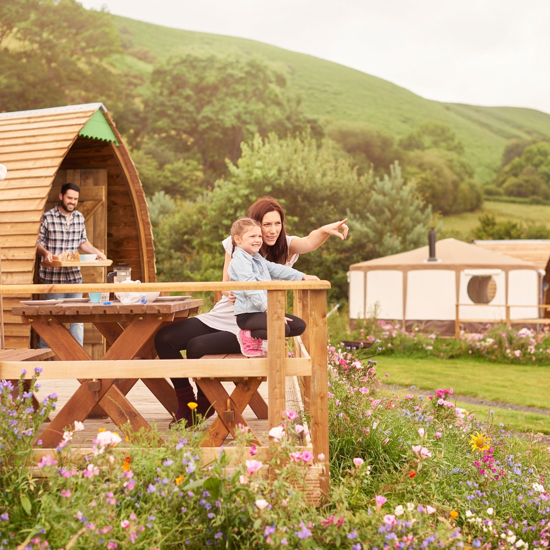 WelshHub's tweet photo. Our influencers possess a deep understanding of their followers' preferences, making them experts in crafting relatable and engaging content.

Did you know that 71% of consumers are more likely to make a purchase based on a social media referral? https://t.co/7drn2ne4vH