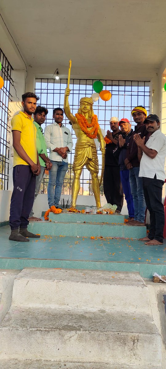 MAHTOLALJI3's tweet photo. हूल दिवस पर सिदो कान्हू , चानकु महतो , फूलो झानो और अन्य गुमनाम तमाम शुरवीरों को हूल जोहार जिन्होंने हूल विद्रोह में अपने प्राण त्यागे।

#हूल_जोहार #हूल_दिवस #sidhukanhu https://t.co/f1uIG4ugzo