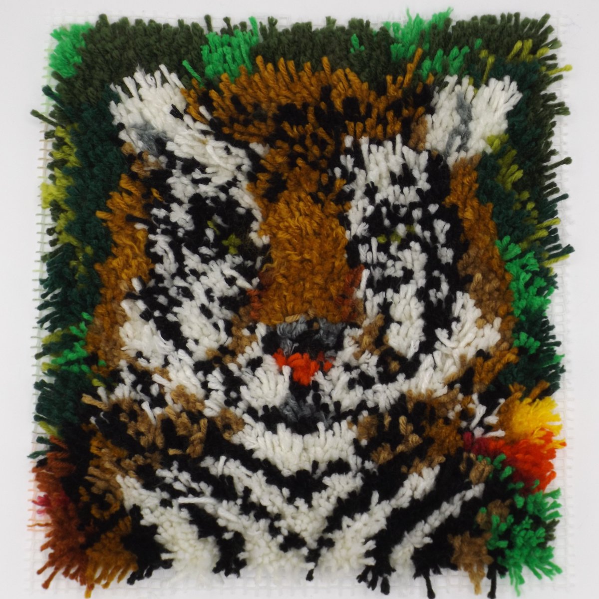 bevgrammarart's tweet image. More beautifully crafted work from year 7! Edward H, Charlie R, Dominic B, Kyle G have tackled #latchhooking #buttoncraft #glassmosaic and #papiermache