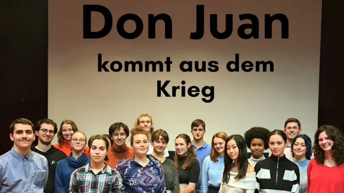Studierende der Sorbonne aus Paris sind am kommenden Sonntag auf der Bühne der Brotfabrik zu Gast: Theâtrallemand Vôtre - "Don Juan kommt aus dem Krieg". Mehr Infos und Tickets ➡️ buff.ly/3PgJHPG