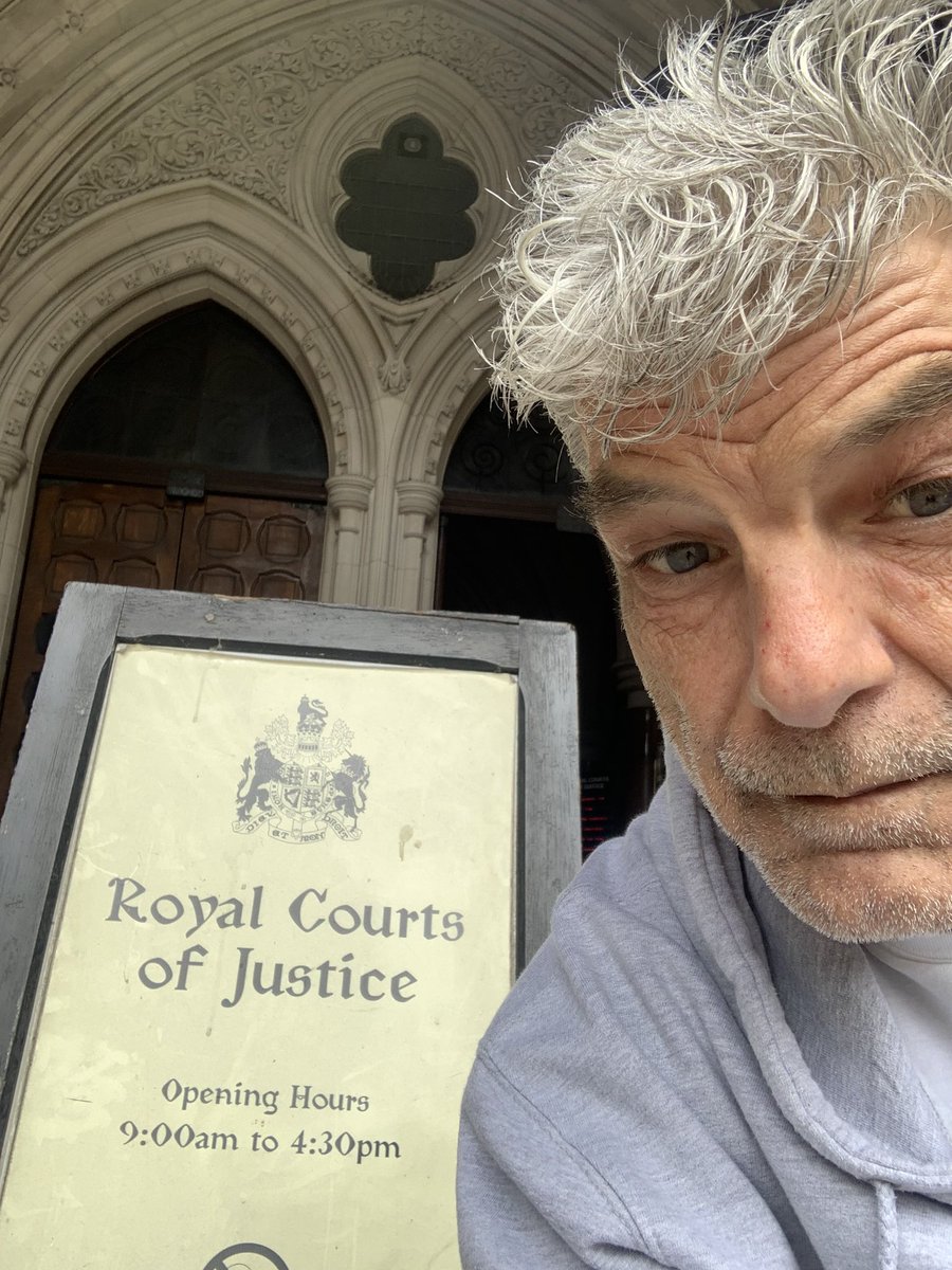 Outside the Royal Courts of Justice for the judicial review between the uk government and the Covid-19 Inquiry. 
#CovidInquiry #JudicialReview