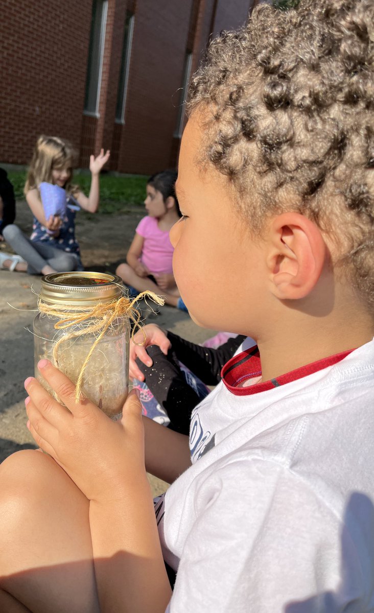 Ending the year by releasing our dandelion wishes!  Thank you for a wonderful year! <a href="/louisearbourfi/">Louise Arbour FI</a> <a href="/TVDSBKinder/">TVDSBKindergarten</a>
