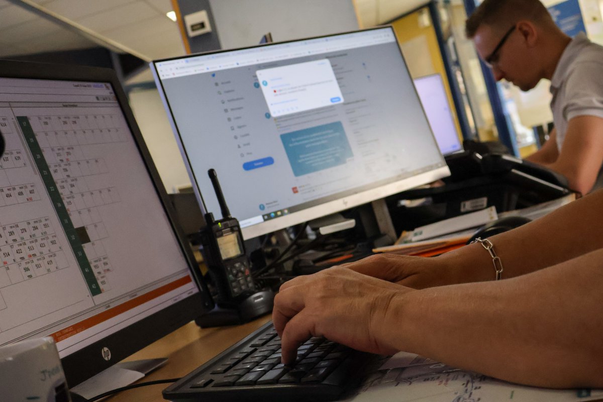 keolisgrdncy's tweet photo. #AgentStan
Zoom sur Rachel, Agent PCI 👩💻
Elle est garante de l'information en temps réel auprès des voyageurs sur l'ensemble du réseau Stan en situation normale et perturbée. https://t.co/cth2Wd9ohc