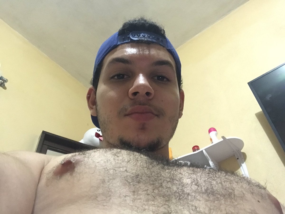 Alex_preciado24's tweet photo. 🫦    #bear #gaybear https://t.co/tEbevw8nsl