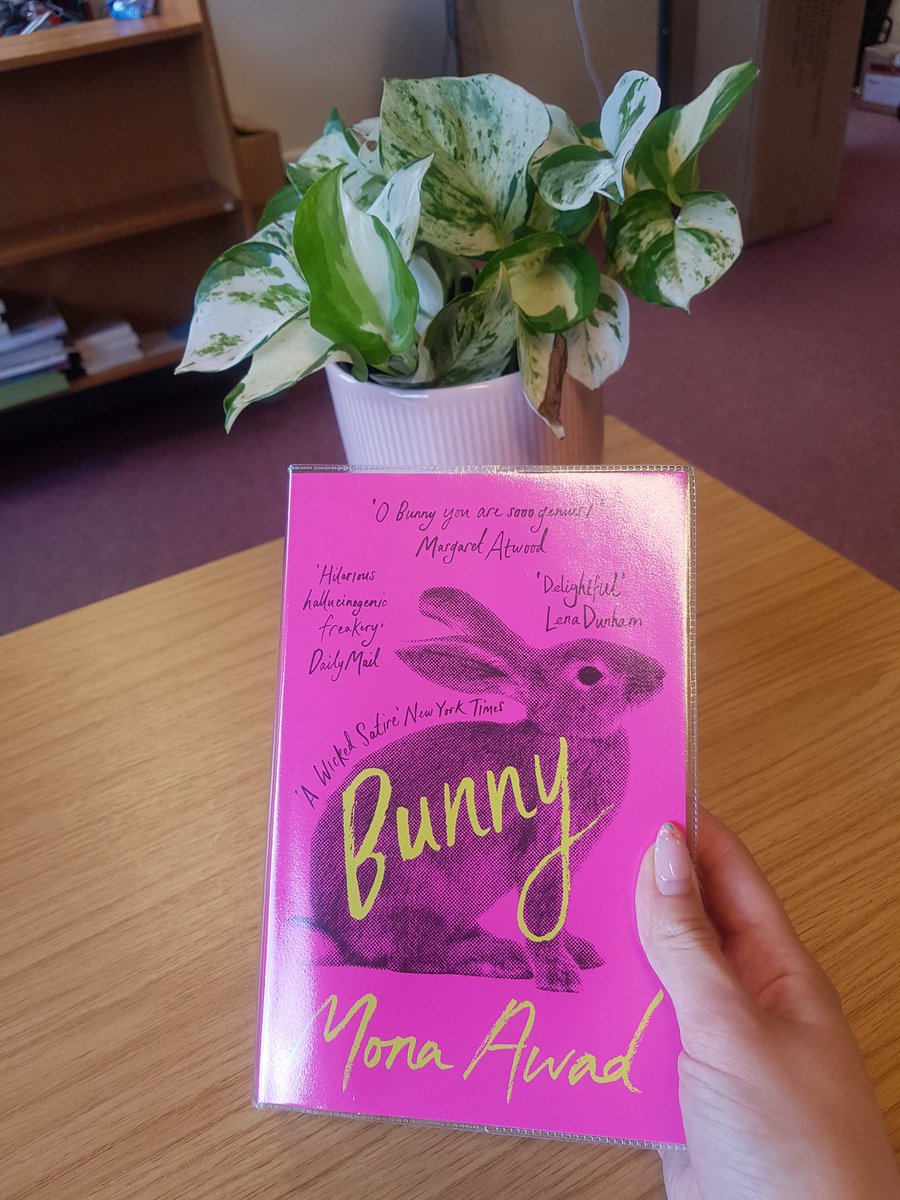 Currently reading #Bunny by #MonaAwad. 🐇

Thank you @STHLibraries for the loan. 🙌