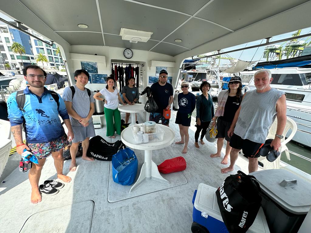 Stefano Borghi (@stefanoborghi2) on Twitter photo Had an amazing experience collecting octocorals in Singapore! Thank you very much everyone for the incredible hospitality and great science. It's a privilege to have a bit of Singapore in my PhD! <a href="/lkcnhm/">Lee Kong Chian Natural History Museum</a> <a href="/jcu/">James Cook Uni</a> Had an amazing experience collecting octocorals in Singapore! Thank you very much everyone for the incredible hospitality and great science. It's a privilege to have a bit of Singapore in my PhD! <a href="/lkcnhm/">Lee Kong Chian Natural History Museum</a> <a href="/jcu/">James Cook Uni</a>