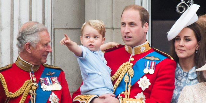 Are those the Oiks, Daddy?

#AbolishTheMonarchy 
#NotMyKing 
#notmyprinceofwales
#NotMyQueen