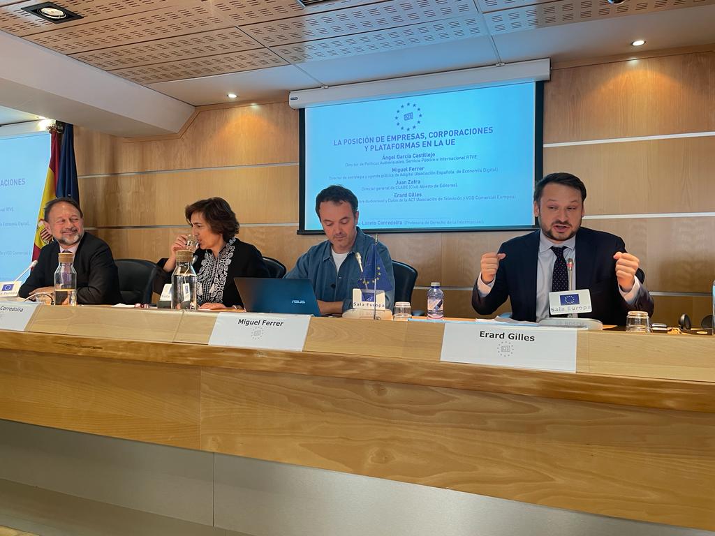 EuropaenSuma's tweet photo. Erard Gilles ACT expone como puede ayudar al pluralismo y estabilidad de los medios una normativa europea de libertad de medios #DemocraciaMedios https://t.co/xYpYK0gjH6