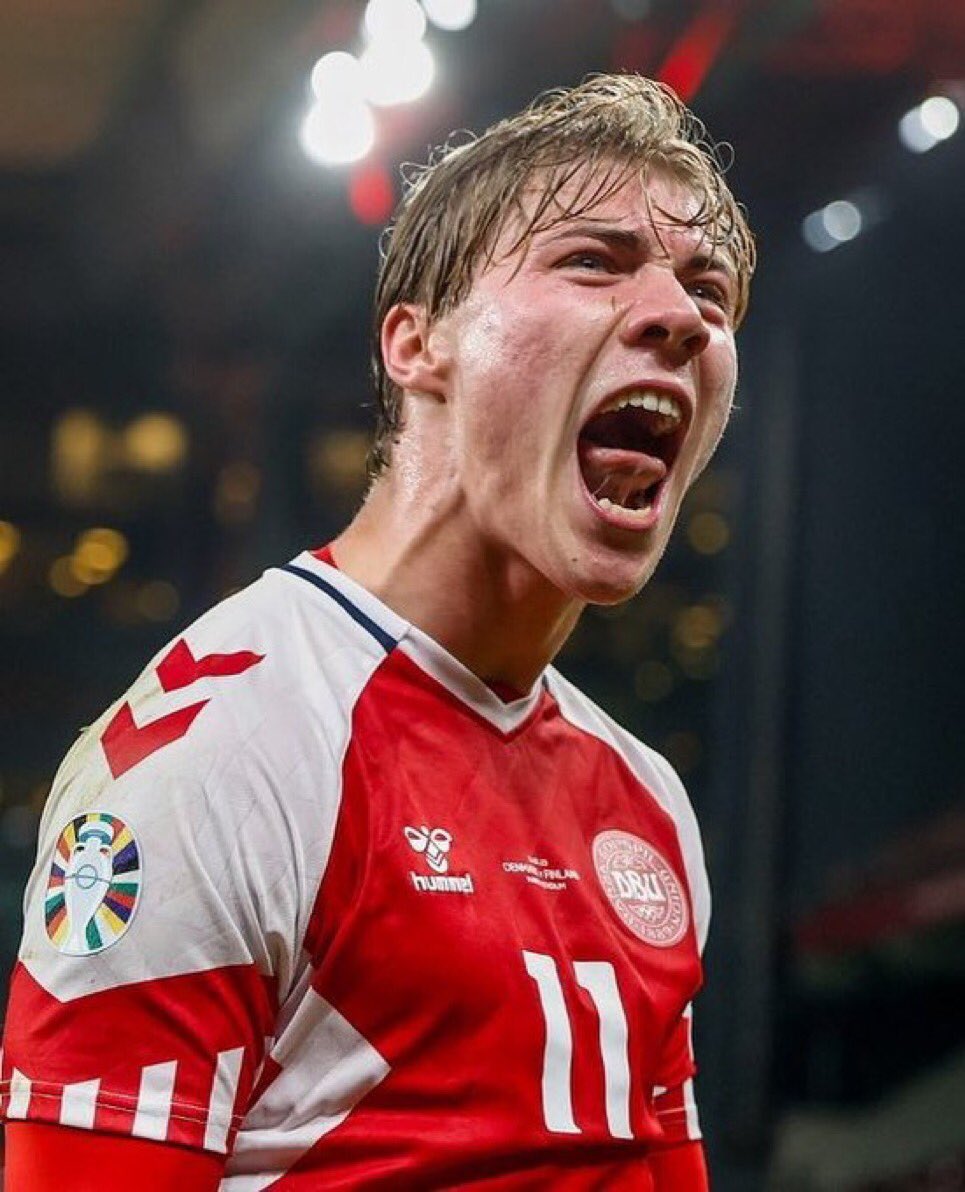 🇶🇦 on Twitter "Hojlund 🤝"