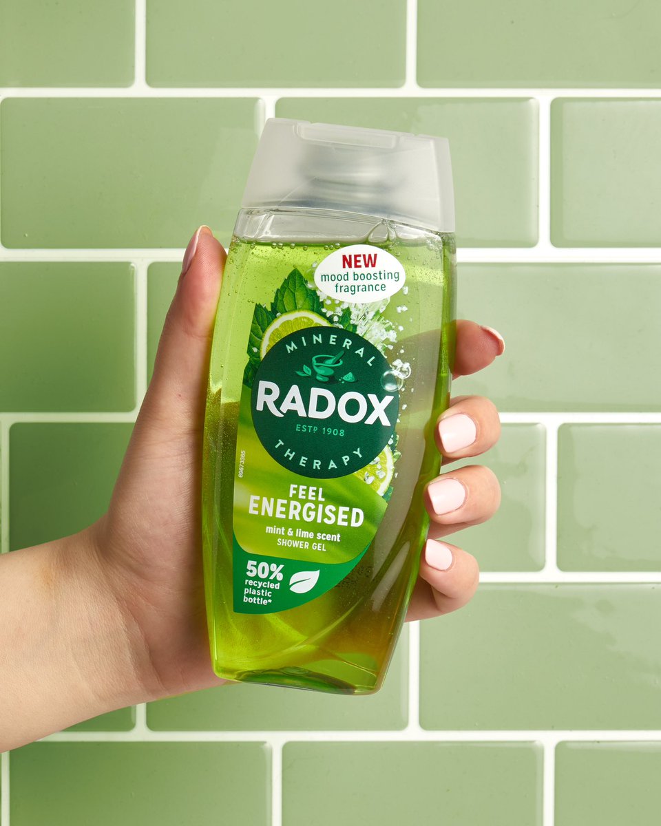 Kick start your day with the mood boosting citrus scent of Feel Energised!
 
What's your morning routine that gets your day started right?
 
#Radox #LifesBetterWithBubbles #RadoxShower #RadoxBath #BathInspo #ShowerInspo #Shower #Relax #SelfCare