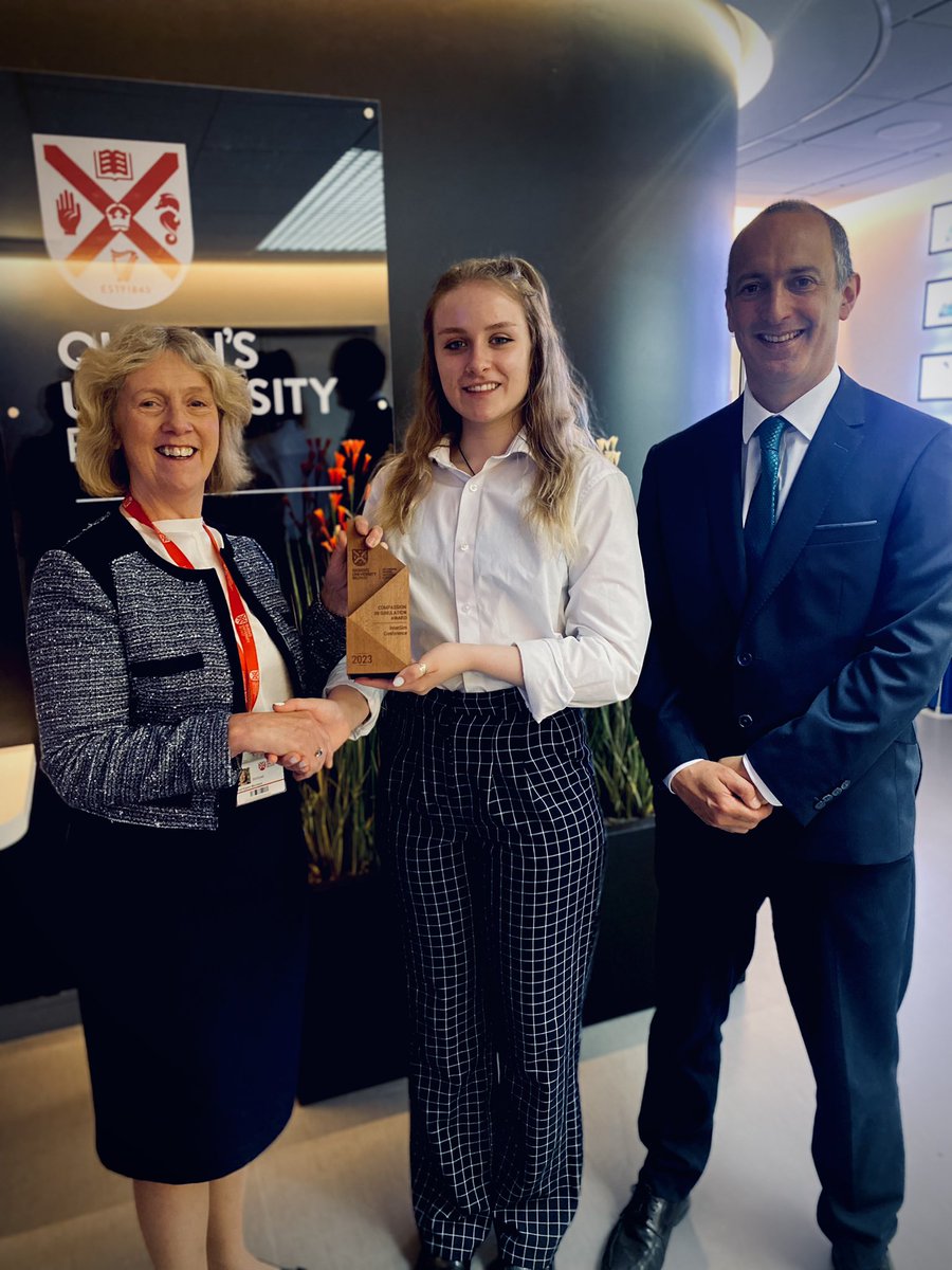 QUBInterSim's tweet photo. Congratulations to @wagstaffchloee on winning the Compassion award at this years conference #InterSimASM23
Her research explored the impact of @EmpatheyesVisio VR simulations on parents of visually impaired children
#empathy
Delighted to officially hand over her award day! https://t.co/NSrSt6Rya7