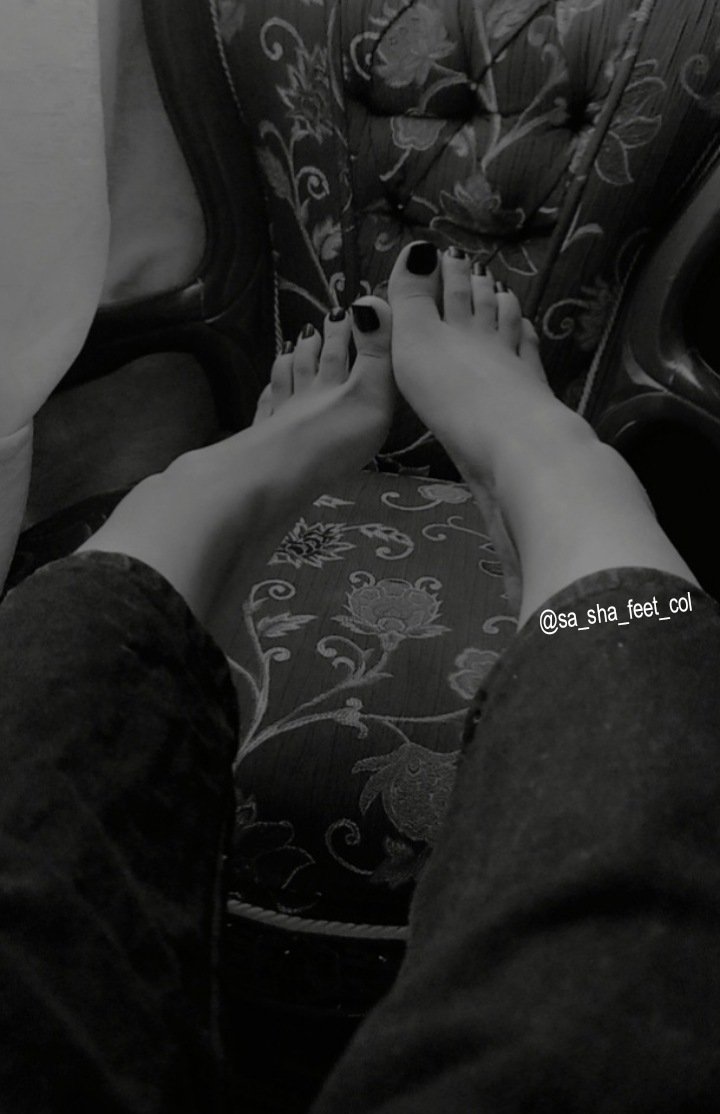 Sasha (@sa_sha_feet_col) on Twitter photo Good morning, for the beginning of the day I share this beautiful photo.
Who wants to kiss my feet?๐
#feet_lover
<a href="/LoveThoseFeet_/">LoveThoseFeet</a> <a href="/Toesandsoles89/">TheSoleFocus</a> <a href="/wantgirlsfeet/">Girls Feet</a> <a href="/Footrubforwomen/">Feet RT @ Promo Expertise</a> Good morning, for the beginning of the day I share this beautiful photo.
Who wants to kiss my feet?๐
#feet_lover
<a href="/LoveThoseFeet_/">LoveThoseFeet</a> <a href="/Toesandsoles89/">TheSoleFocus</a> <a href="/wantgirlsfeet/">Girls Feet</a> <a href="/Footrubforwomen/">Feet RT @ Promo Expertise</a>