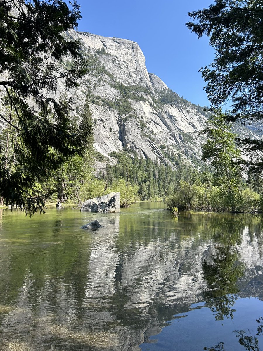 Thanks <a href="/USUKFulbright/">US-UK Fulbright</a> and <a href="/USCAnnenberg/">USC Annenberg</a> for a truly wonderful 6 months in LA! So many great connections made (academic and non-academic) &amp; travel done (Hawaii , Palm Springs, Yosemite, Lake Tahoe, Vegas, wine country, Grand Canyon). Also managed to get some cool research done!