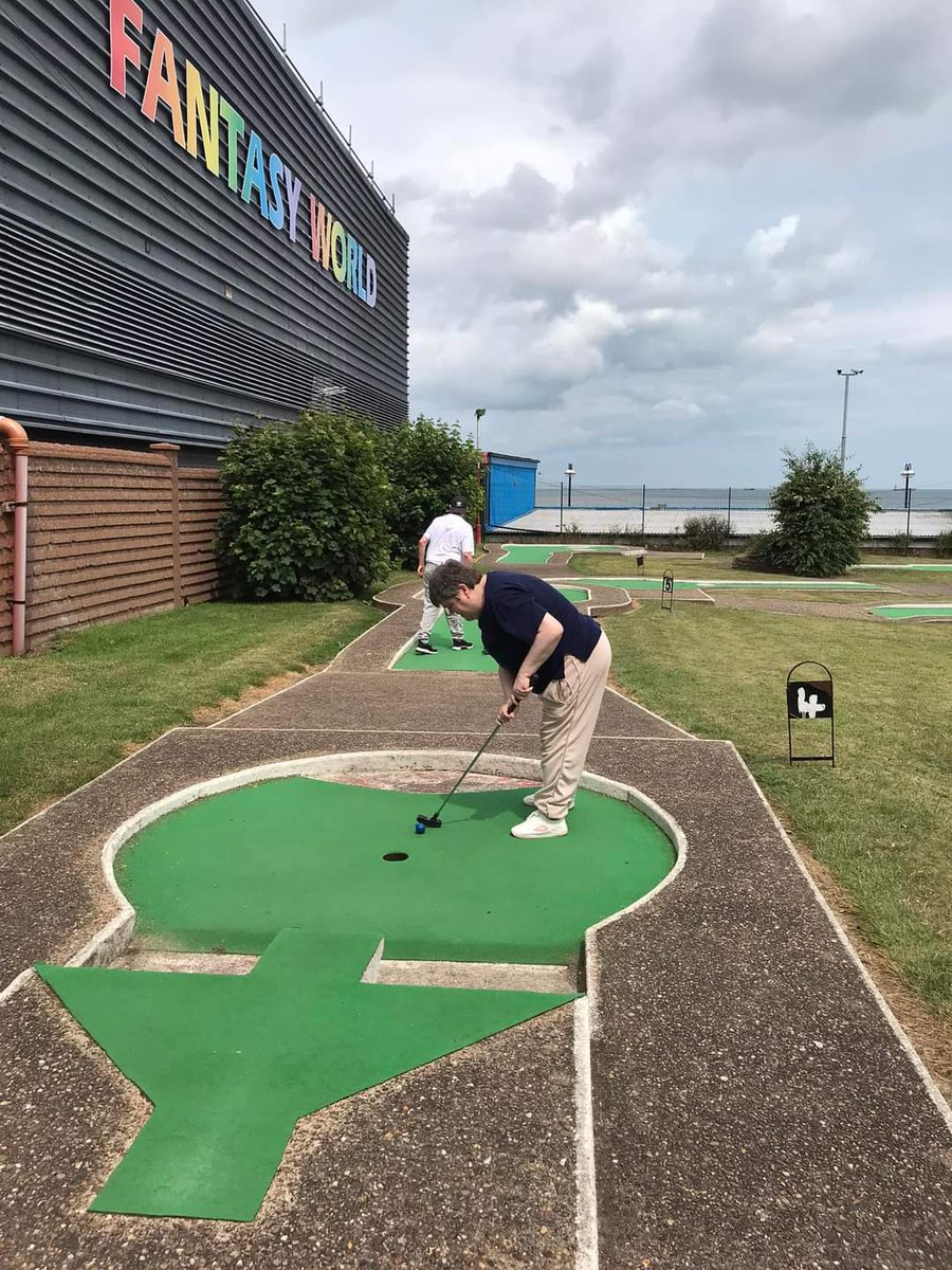 IsaacRobinsonCt's tweet photo. Mini golf #hicaactivities https://t.co/4h4CPLE0lT